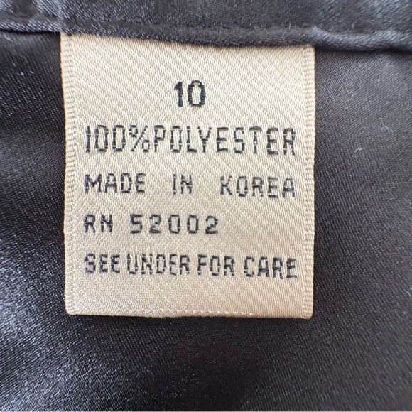 Liz Claiborne Drop Waisted Pleated Skirt Black Liquid Satin Goth Girl Neutral 10 - Picture 8 of 10